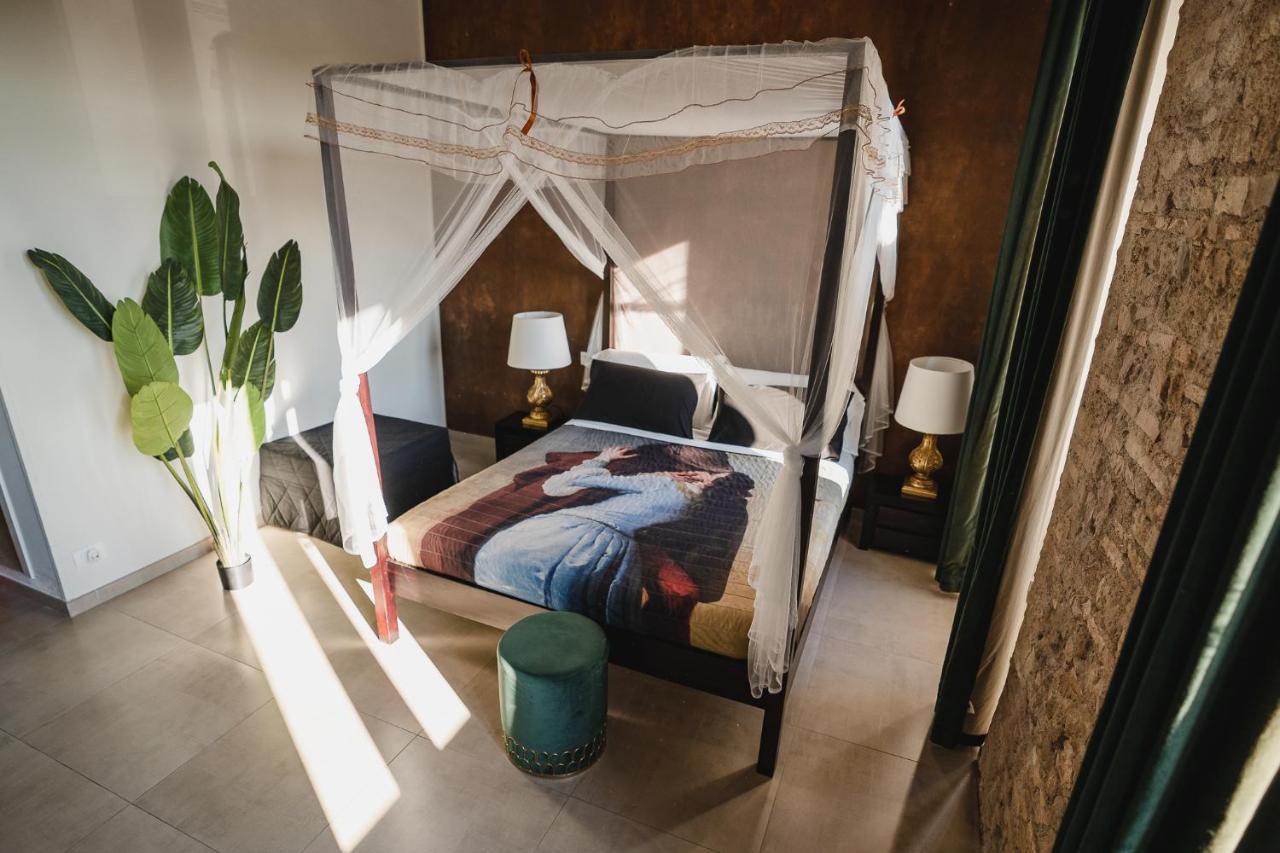 Le Boutique Luxury Rooms Diffused In Historic Center Φιουμιτσίνο Εξωτερικό φωτογραφία