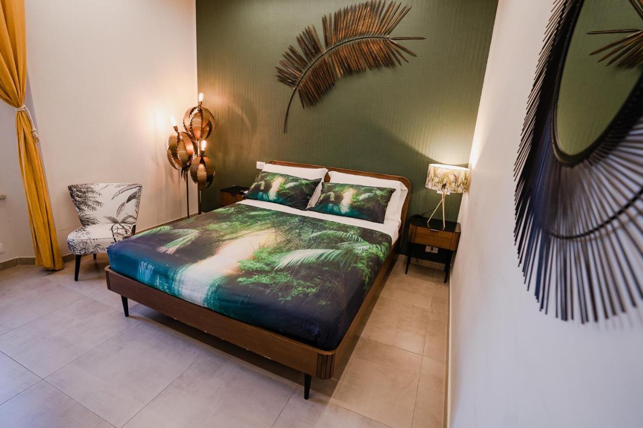 Le Boutique Luxury Rooms Diffused In Historic Center Φιουμιτσίνο Εξωτερικό φωτογραφία