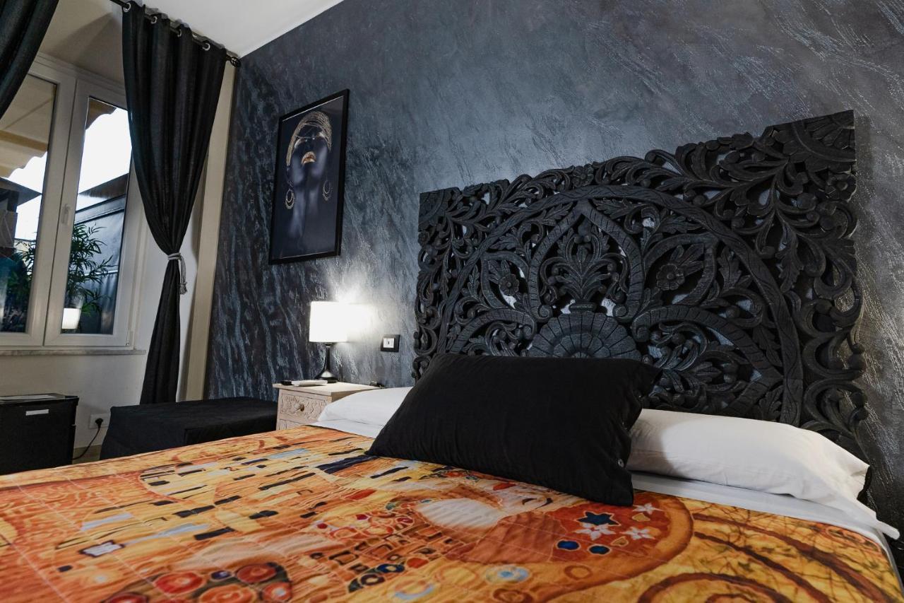 Le Boutique Luxury Rooms Diffused In Historic Center Φιουμιτσίνο Εξωτερικό φωτογραφία