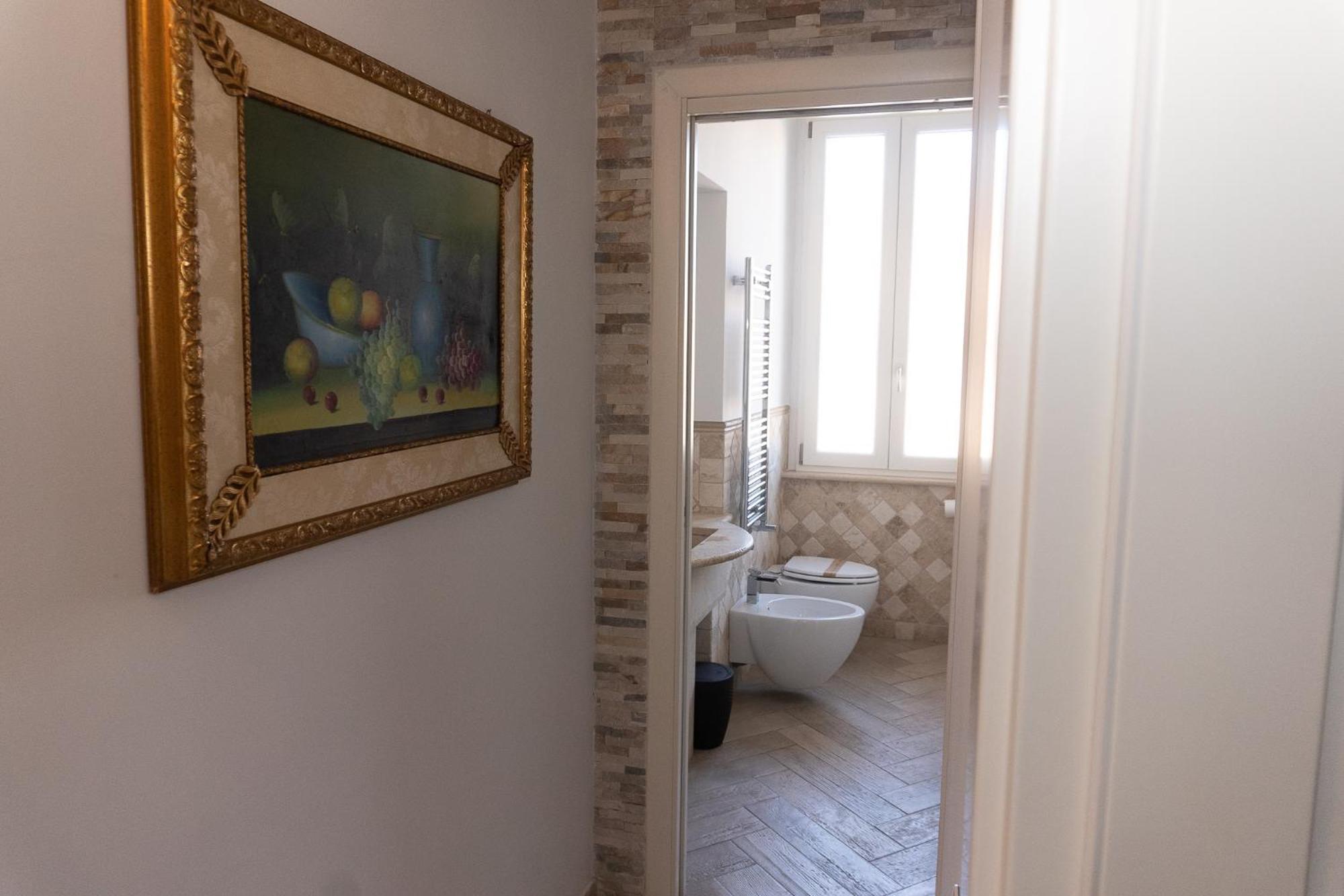 Le Boutique Luxury Rooms Diffused In Historic Center Φιουμιτσίνο Εξωτερικό φωτογραφία