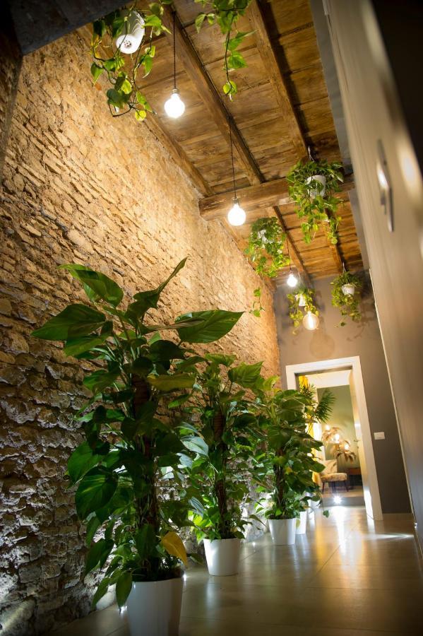 Le Boutique Luxury Rooms Diffused In Historic Center Φιουμιτσίνο Εξωτερικό φωτογραφία